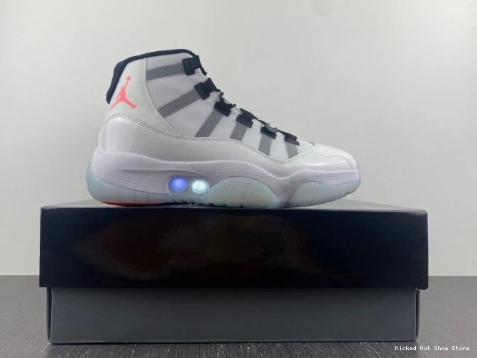 Kick Theory (CN Air DD3522-100 11 Adapt White Plug) Jordan 0627